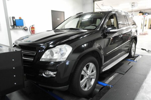 Mercedes Benz GL420