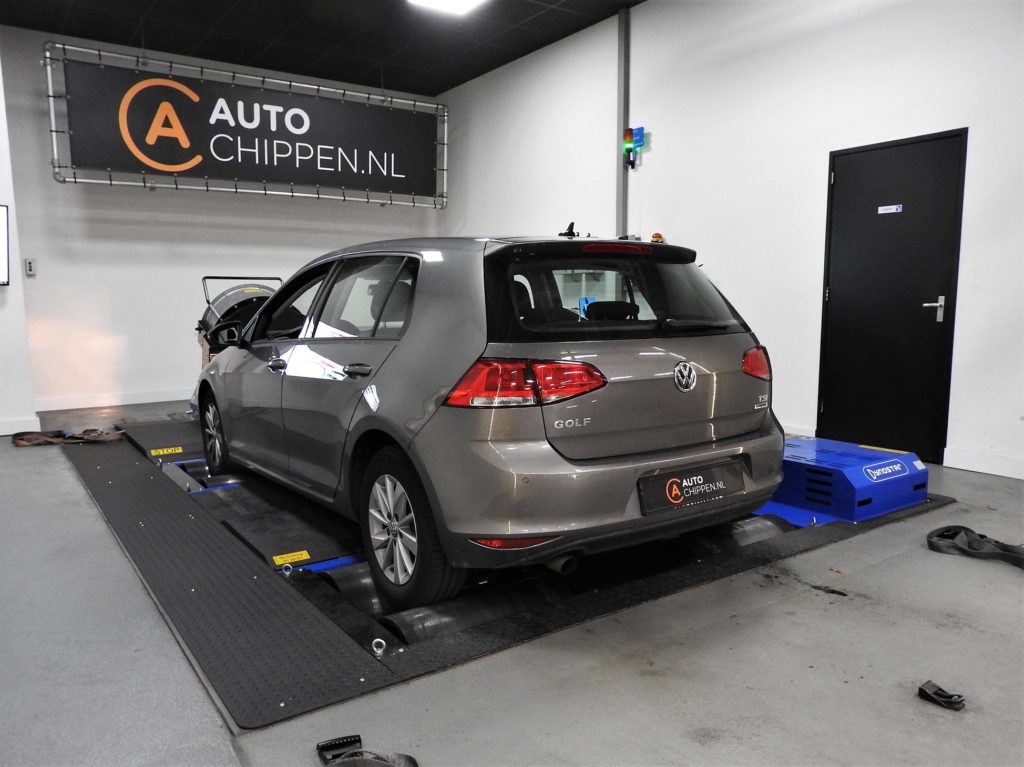 Volkswagen Golf VII 1.2 TSI